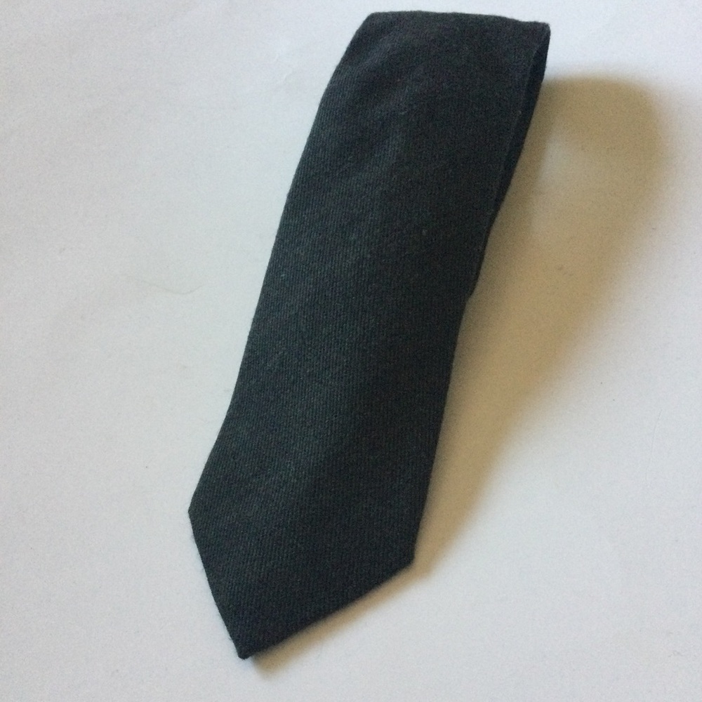 ETON WOOL AND SILK TIE NECKTIE IN CHARCOAL GRAY 3” NWOT
